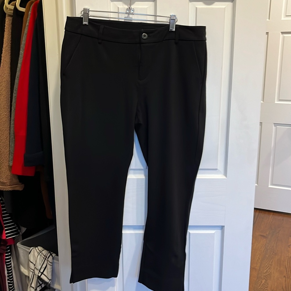Black ankle Cabi pants, size 14. Perfect for work!